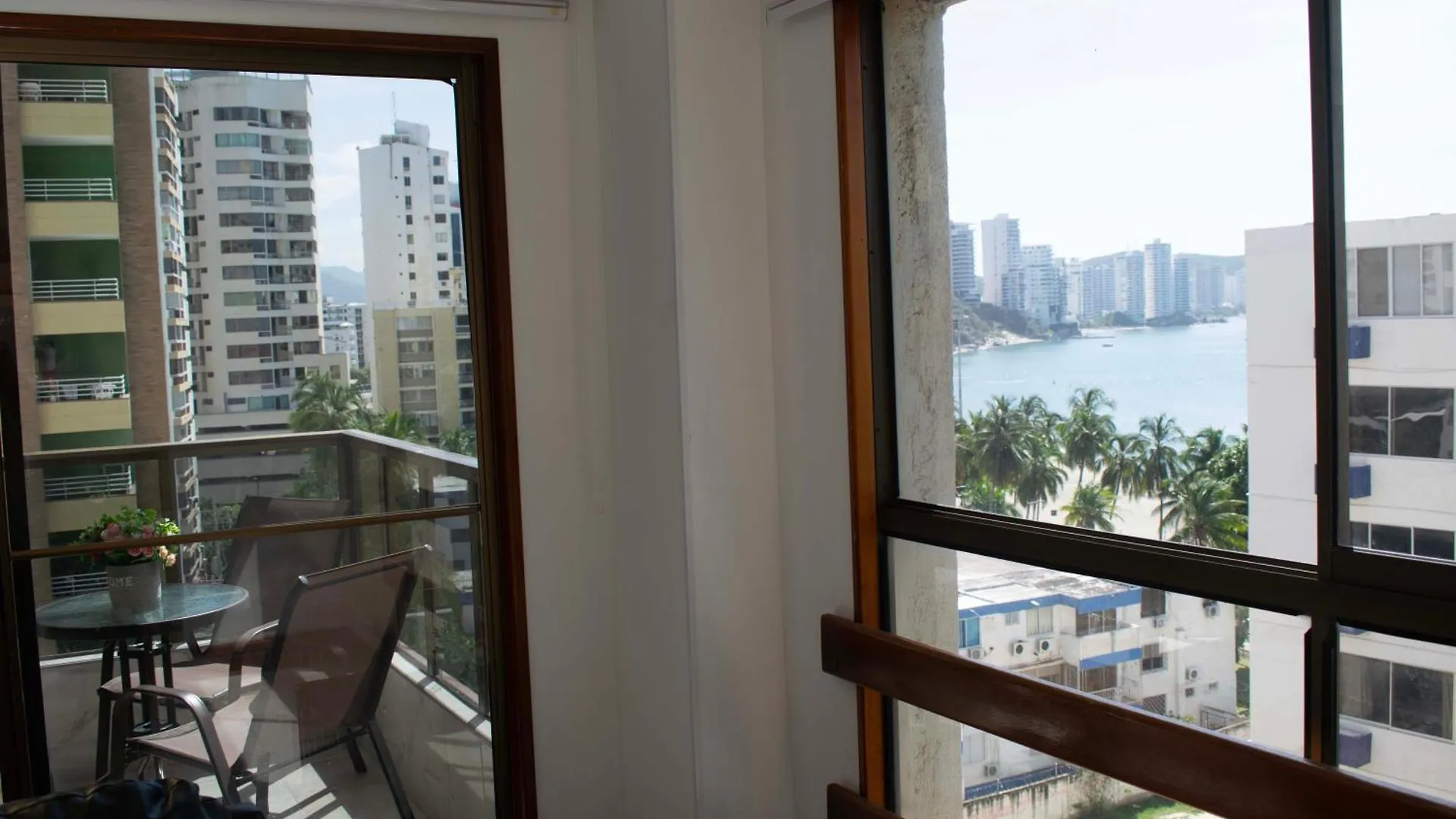 Apartamento Vista Azul Rodadero Laureles 801 Gaira Apartment